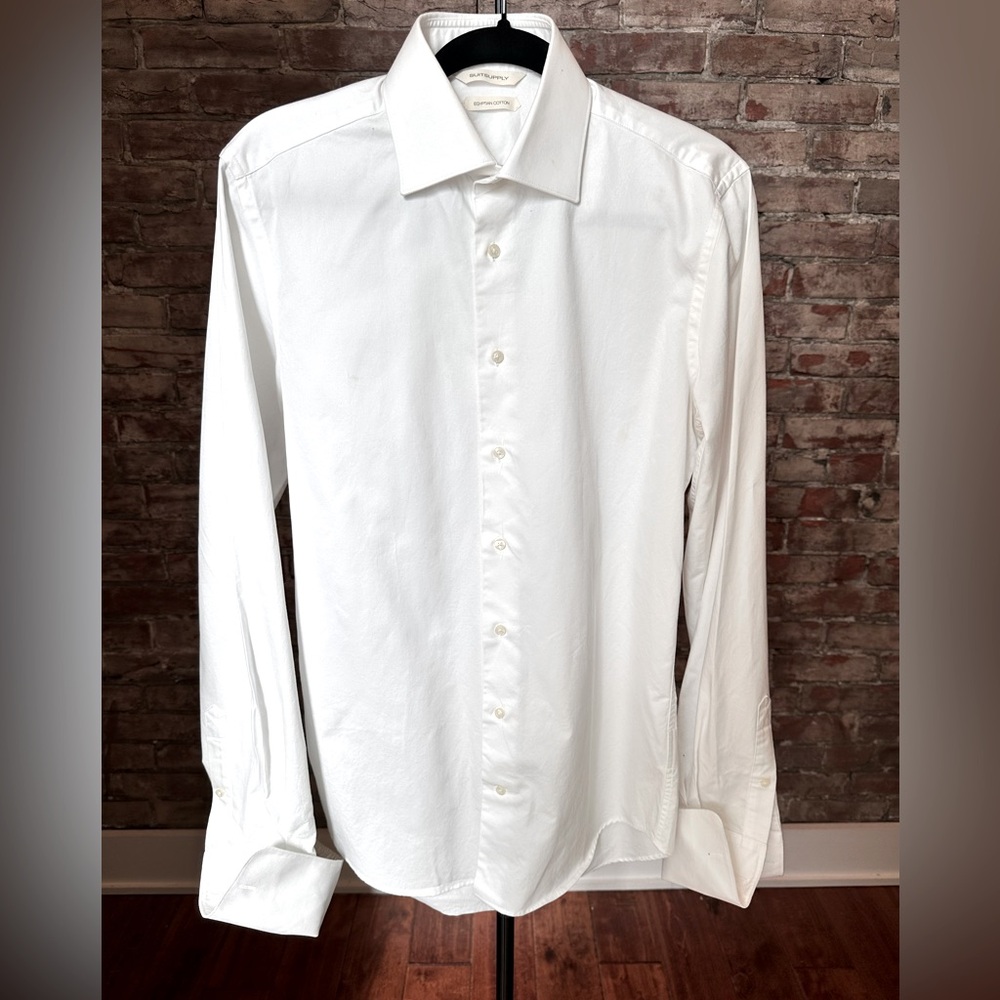 Suitsupply 100% Egyptian Cotton French Cuff Shirt